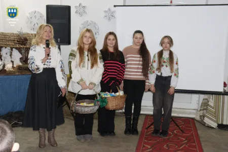 У Базовому будинку культури відбулася зустріч подяка, із людьми доброї волі-Волонтерами Солотвинської територіальної громади.