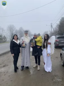 У кожної дитини має бути дитинство.