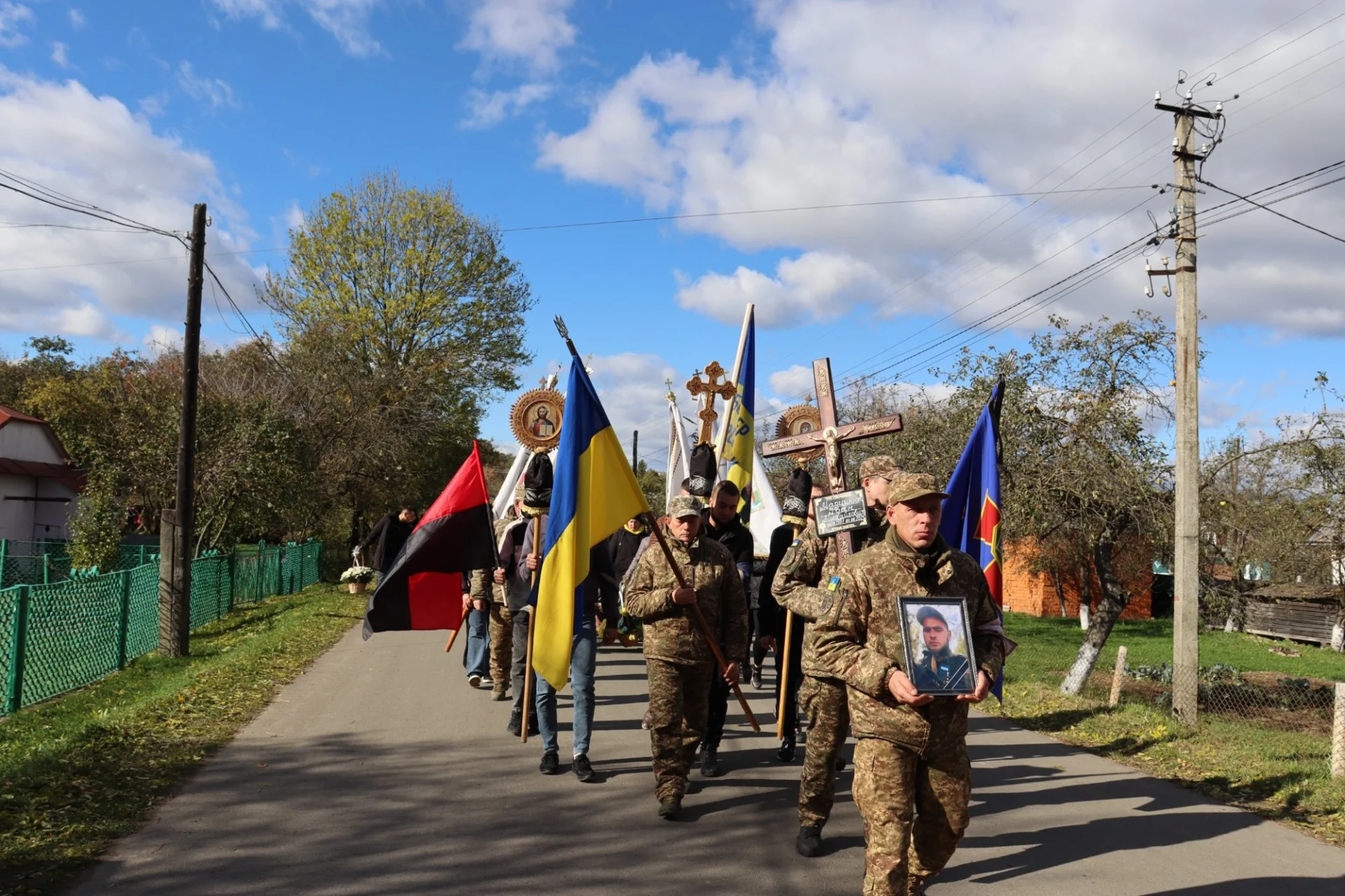 В селі Маркова попрощались з Героєм: Вічна пам’ять Івану Марцинюку